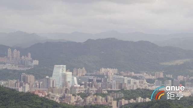 cover image of news article