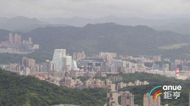 cover image of news article