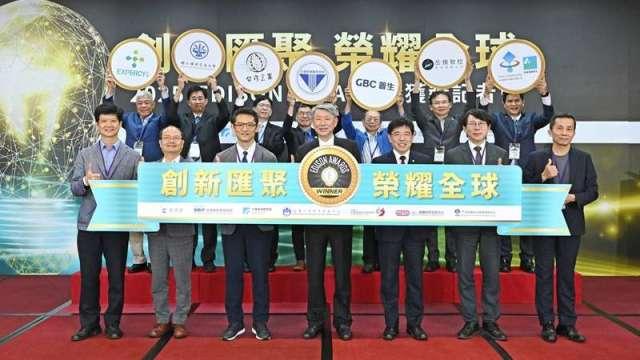 cover image of news article