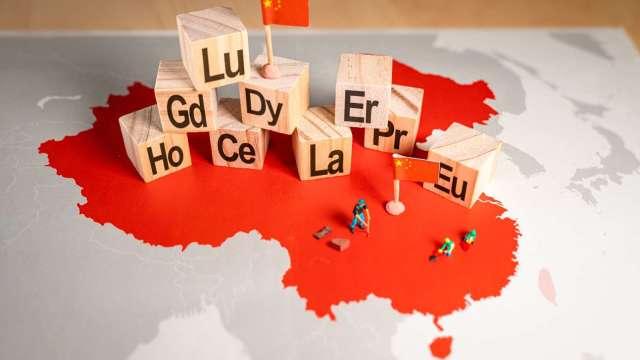 cover image of news article